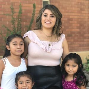 Meet your Posher, Hilda